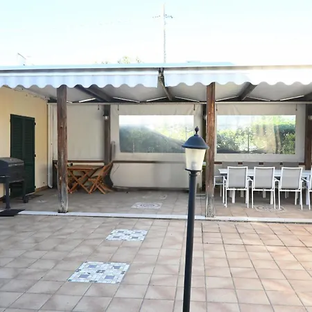 Se194 - Senigallia, Con Giardino E Posto Auto アパート セニガッリア